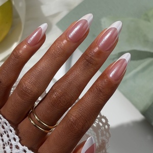 BTArtbox Faux Ongles de Mariage Moyens Amande avec Colle, Kit d'Ongles à Presser en Gel Souple Rose Pailleté French Manucure, Vente en Gros - Product Image 1