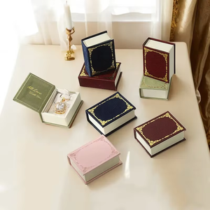 Empaque de Joyería Personalizado con Logotipo, Caja de Terciopelo Cuadrada/Rectangular Mini Portátil Moderna con Cierre de Sobre para Anillos, Collares y Aretes - Product Image 2