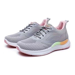 Chaussures de sport de style nouveau, chaussures légères et respirantes pour femmes, chaussures de course Fly-Weave, semelle en caoutchouc antidérapante, baskets blanches pour femmes - Product Image 3