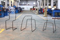 Machine de cintrage automatique de tubes métalliques pour la fabrication de cadres de chaises, machine de cintrage de tubes carrés en acier CNC avec support de mandrin