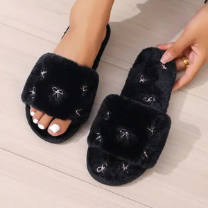 <span class=keywords><strong>Casa</strong></span> interna personalizzata da <span class=keywords><strong>donna</strong></span> Flat antiscivolo caldo peluche per pantofole Open Toe pelliccia autunno autunno maglia Design elegante ricamo - Product Image 4