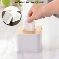 Vente en gros Logo personnalisé Porte-serviettes en plastique avec couvercle en bambou naturel Boîte de rangement en papier de soie pour Restaurant Bar Hôtel