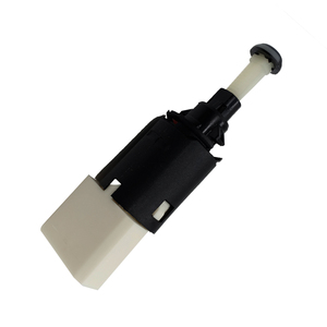 8200168238 interrupteur des feux de freins Pour <span class=keywords><strong>Renault</strong></span> <span class=keywords><strong>Kangoo</strong></span> 2001- Modus 2004 Pittoresque MK2 2003- Twingo 2007-Maître MK4 2010- FST-RE-1095 - Product Image 2