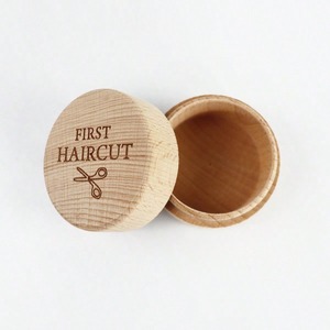 Wooden Umbilical Cord <b>Box</b> 5x5x3.5cm Beech Wood Baby <b>Keepsake</b> Storage Apple Shaped Modern Simple Design - Product Image 2