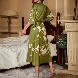 高品质100涤纶，女式睡衣缎面睡衣中国批发丝绸睡袍睡衣女式睡衣/