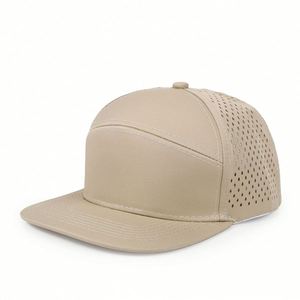 Casquette de baseball de haute qualité à 6 panneaux, visière plate, fermeture snapback, vente en gros, logo brodé personnalisé, polyester imperméable, découpe laser - Product Image 3
