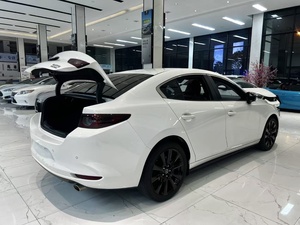 มาสด้า 3 ปี 2022 เครื่องยนต์ 2.0 ลิตร เกียร์อัตโนมัติ รุ่น Elegant Black Edition พวงมาลัยซ้าย มาตรฐานยูโร 6 ขับเคลื่อนล้อหน้า รถซีดาน สำหรับส่งออก - Product Image 5