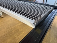 Nouvelle conception de haute qualité, pergola rétractable motorisée en aluminium avec revêtement en poudre, pour terrasse extérieure, bioclimatique, à lames orientables