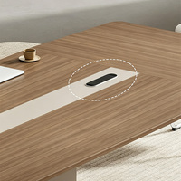 Grande table de réunion rectangulaire avec plateau en mélamine et découpe pour gestion des câbles, mobilier de bureau et de conférence