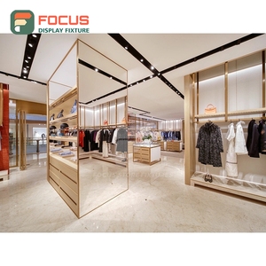 Sistema de Exhibición de Acero Inoxidable Cepillado para Tiendas de Ropa, Venta Directa de Fábrica, Servicio OEM - Product Image 6