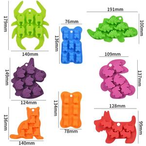 Molde <span class=keywords><strong>de</strong></span> Silicona Antiadherente para Gomitas con Forma <span class=keywords><strong>de</strong></span> Animales, Dinosaurios, Arañas, Gatos, Perros, Huesos, para Gomitas y Chocolate - Product Image 3