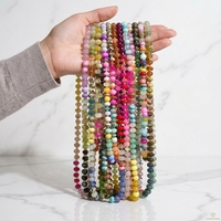 Collier ras du cou fait main en acier inoxydable avec perles abacus et pierres précieuses de calcédoine arc-en-ciel style bohème