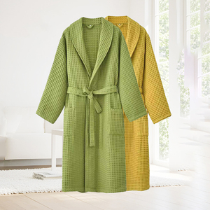 Wholesale Custom Logo Waffle Bathrobe, Cotton Breathable Spa Robe with Small MOQ, Unisex Hotel Luxury Bathrobe