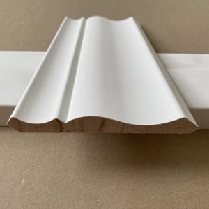 Moulures de plinthe en bois apprêté blanc - Product Image 1
