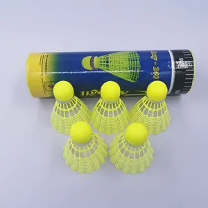 Penjualan Laris Bola Lampu Latihan Murah Gabus Badminton Nilon Shuttlecock Mesin Betminton Menghasilkan Volant Plastique Tahan Lama Badmi