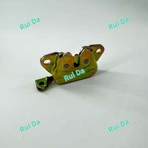 Pièces d'excavatrice ZAX60 ZAX70, serrure de porte de cabine à boucle inversée pour machines de construction, pièce de rechange - Product Image 2