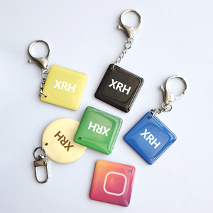 Étiquette RFID personnalisée N213 215 216 avec code QR, porte-clés en époxy, URL, réseaux sociaux, porte-clés, avis Google, carte de visite intelligente NFC - Product Image 1