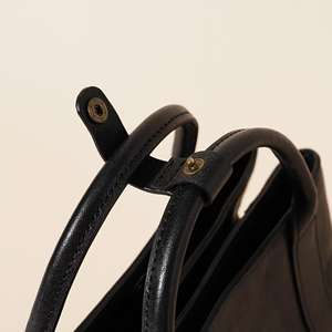 Sac à main en daim vintage populaire et relaxant, grande capacité, imperméable, idéal pour l'été, les trajets quotidiens et les occasions décontractées, sac à bandoulière simple - Product Image 6