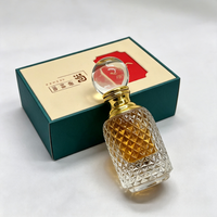 Huile d'Oud Naturelle Personnalisée Longue Durée 100% Pure Premium Riche en Résine Douce d'Agarwood Distillation Traditionnelle