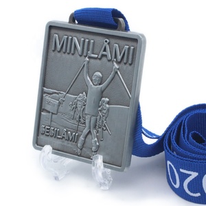 Médaille de championnat personnalisée en alliage de zinc pour course à pied 5 km et marathon, avec ruban et cordon, gravure imprimée, émail souple/dur, moderne et traditionnel - Product Image 2