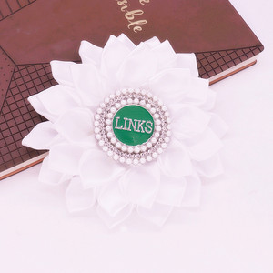 Delicati i collegamenti incorporati simbolo delicato verde e bianco corpetto di tono Pin fatto a mano nastro di raso collega signora spilla di fiori - Product Image 6