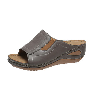 Sandalias de cuña retro de talla grande para mujer y hombre, ligeras, de suela gruesa y suave, de punta abierta, ideales para verano y playa. - Product Image 3