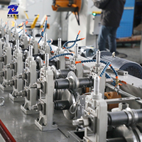 Machine automatique de formage à froid de profilés de plafond métalliques, ligne de production de profilés métalliques pour la construction