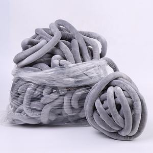 सिंथिया मखमल कपास ट्यूब हाथ बुनाई के लिए पॉलिएस्टर यार्न तकिया - Product Image 1