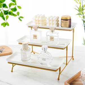 Bandeja <span class=keywords><strong>de</strong></span> plato <span class=keywords><strong>de</strong></span> cerámica <span class=keywords><strong>de</strong></span> <span class=keywords><strong>tres</strong></span> capas Soporte <span class=keywords><strong>de</strong></span> exhibición <span class=keywords><strong>de</strong></span> buffet <span class=keywords><strong>de</strong></span> hotel <span class=keywords><strong>para</strong></span> presentación <span class=keywords><strong>de</strong></span> fruta <span class=keywords><strong>de</strong></span> <span class=keywords><strong>pastel</strong></span> <span class=keywords><strong>de</strong></span> postre - Product Image 2