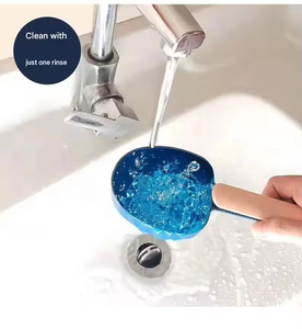 Taza Medidora de Plástico con Mango Largo y Carga Automática para Alimentar Mascotas Pequeñas, Perros, Gatos, Hámsteres, Conejos - Product Image 6