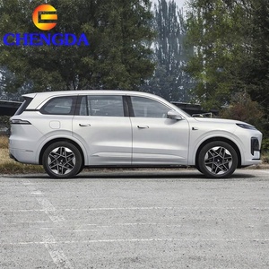 รถยนต์พลังงานไฮบริดรุ่นใหม่ Deepal S09 ปี 2025 ขับเคลื่อนล้อหลัง มีสินค้าในสต็อก - Product Image 3