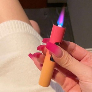 Encendedor de llama Rosa Kuromi Hello Kitty patrón de dibujos animados cigarro elegante recarga encendedor de <span class=keywords><strong>gas</strong></span> butano encendedores lindos - Product Image 3
