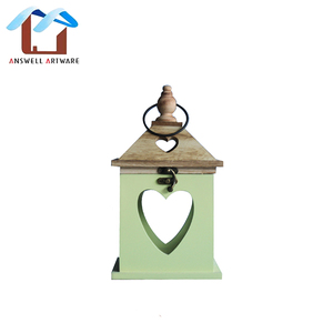 Verde a Forma di <span class=keywords><strong>Cuore</strong></span> Hollow Piccolo Supporto di Candela di Legno - Product Image 1