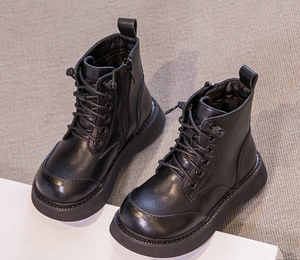 Vente en gros de bottes en cuir de vache véritable noir à semelle souple pour bébé, chaussures en cuir pour garçon et fille - Product Image 6