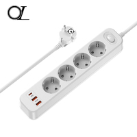 Prise d'extension de multiprise EU à charge rapide fournie en usine avec port 4AC et multiprise 3USB avec USB