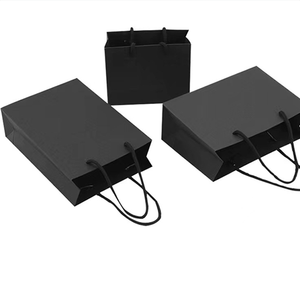 Nhà Máy Giá Biểu Tượng Tùy Chỉnh Mua Sắm Sang Trọng Đồ Trang Sức Nhỏ Matt Nghệ Thuật Màu Đen Túi Giấy Với Xử Lý - Product Image 3