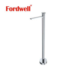 Rubinetti a pavimento di alta qualità Free-Standing <span class=keywords><strong>vasca</strong></span> <span class=keywords><strong>da</strong></span> <span class=keywords><strong>bagno</strong></span> miscelatori rubinetti doccia in ottone - Product Image 4