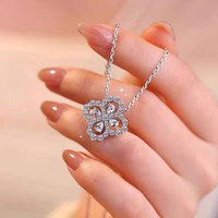 Collier en Platine Pt950 avec Diamant Synthétique de Laboratoire, Pendentif de Luxe Polyvalent pour Femme, Chaîne Élégante pour Clavicule, Chine