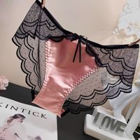 Culottes en dentelle transparente pour femmes européennes et américaines, culottes en satin doux avec nœud, entrejambe en coton respirant et antibactérien