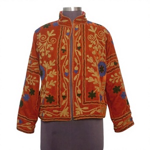 Veste en coton artisanale unique, à imprimé floral Suzani, brodée à la main, respirante, rayée grise, pour l'automne et l'hiver, traditionnelle - Product Image 1
