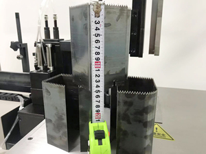 Machine de pliage automatique de lames de moule dentées pour moteur PLC - Product Image 4