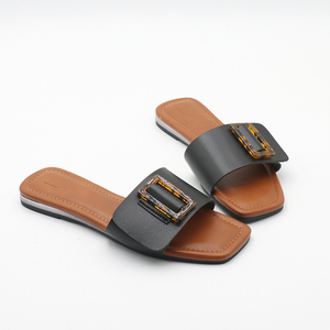 <span class=keywords><strong>Y</strong></span> 36-42 de talla grande para mujer, nuevas Chanclas de fondo plano, chanclas de moda de Cabeza Cuadrada - Product Image 2