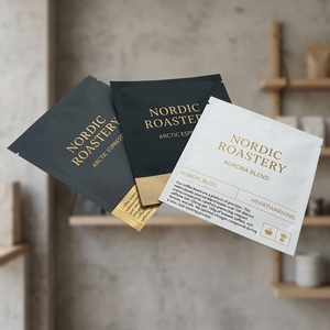 Sacchetto per Imballaggio Caffè Personalizzato con Marchio OEM, in Materiale Composito PE di Grado Alimentare, Minimalista con Tre Lati Sigillati, per Tè in Polvere - Product Image 6