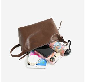 Sac Hobo Femme en Cuir Véritable Personnalisé Classique Bandoulière Fermeture Éclair Étanche Mode Bonbons Chaînes Simples - Product Image 6