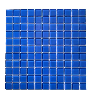 Venta al por mayor de azulejos de mosaico de vidrio azul oscuro, mezcla de mosaico de vidrio oceánico azul para azulejos de piscina