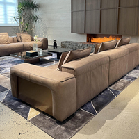 Italienisches Modernes Rindsleder-Lounge-Sofa Dreisitzer Modular Tiefsitz Breite Armlehne Wohnzimmer Villa Hotel Einkaufszentrum Möbel