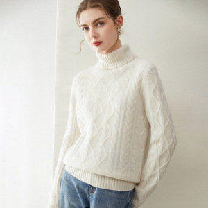 Cardigan élégant décontracté en tricot pour femme, automne-hiver, à manches longues et col rond, avec logo personnalisé sur le devant, par les fabricants de tricots. - Product Image 1