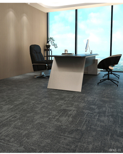 Dalles de moquette en PVC à surface PP faciles à installer en gros pour les sols de bureaux, haute qualité et prix bas - Product Image 5