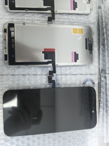 Schermo LCD Touch Screen Originale Genevieve di Ricambio per Serie 11/12/13/14/15/16 da 6.7/6.1/6.5/5.8/5.4/6.0 Pollici con Garanzia di 1 Anno - Product Image 3