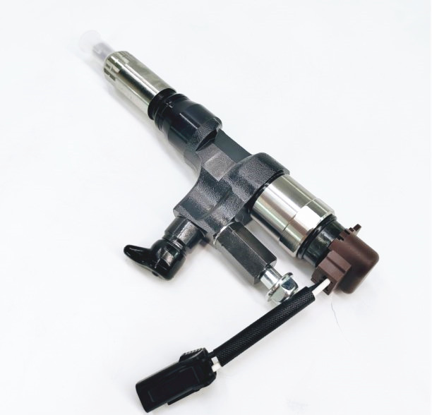 Hot Sale Common Rail Fuel Injector 095000-5963 095000-596# Diesel Fuel Sprayer 23670-E0300 For HINO